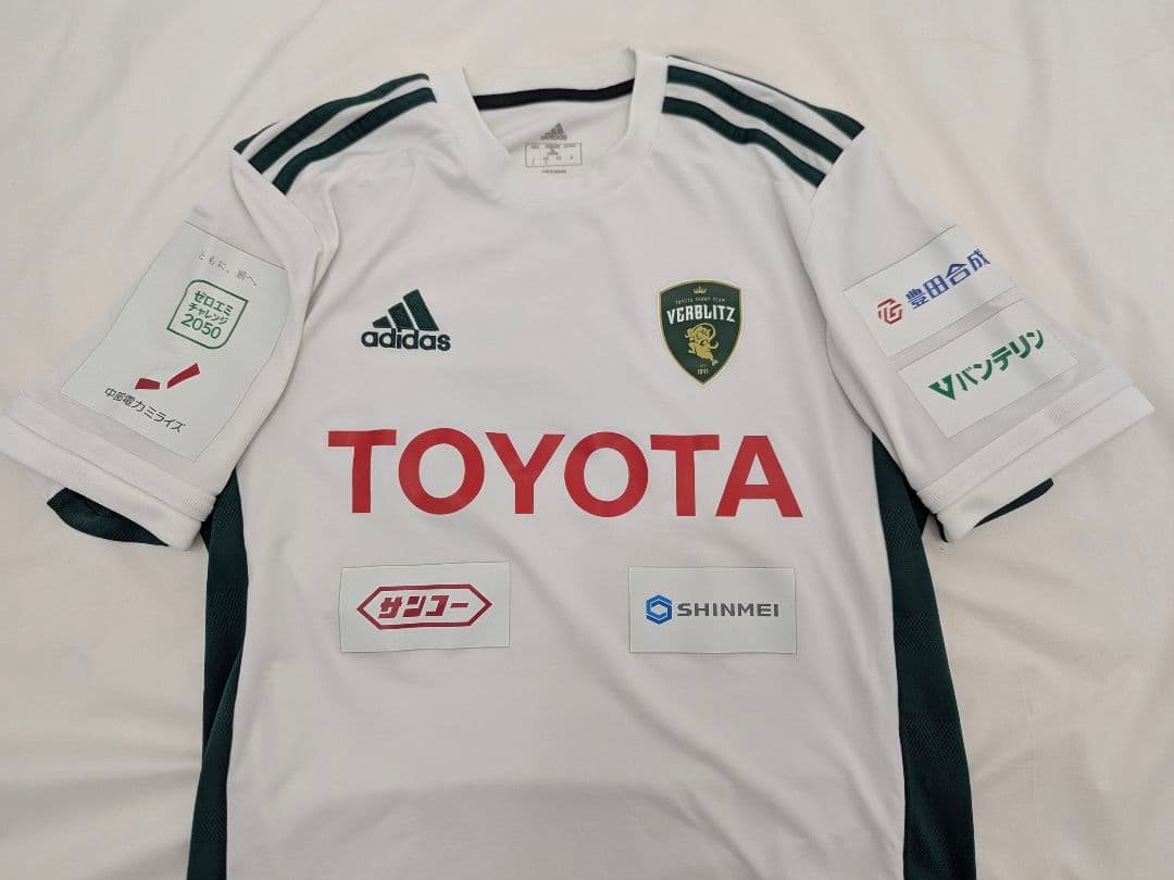 ★ラスト1点★　トヨタヴェルブリッツ　試合前ウォームアップシャツ（ホワイト）