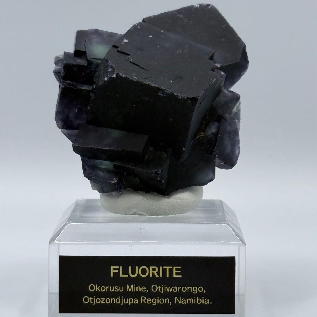 フローライト ナミビア Okorusu Mine産 蛍石 原石 23
