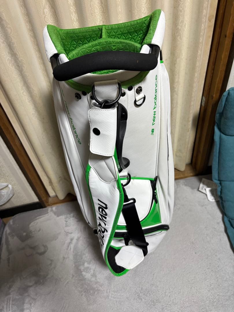 new balance ゴルフキャディバッグ ホワイト・グリーン
