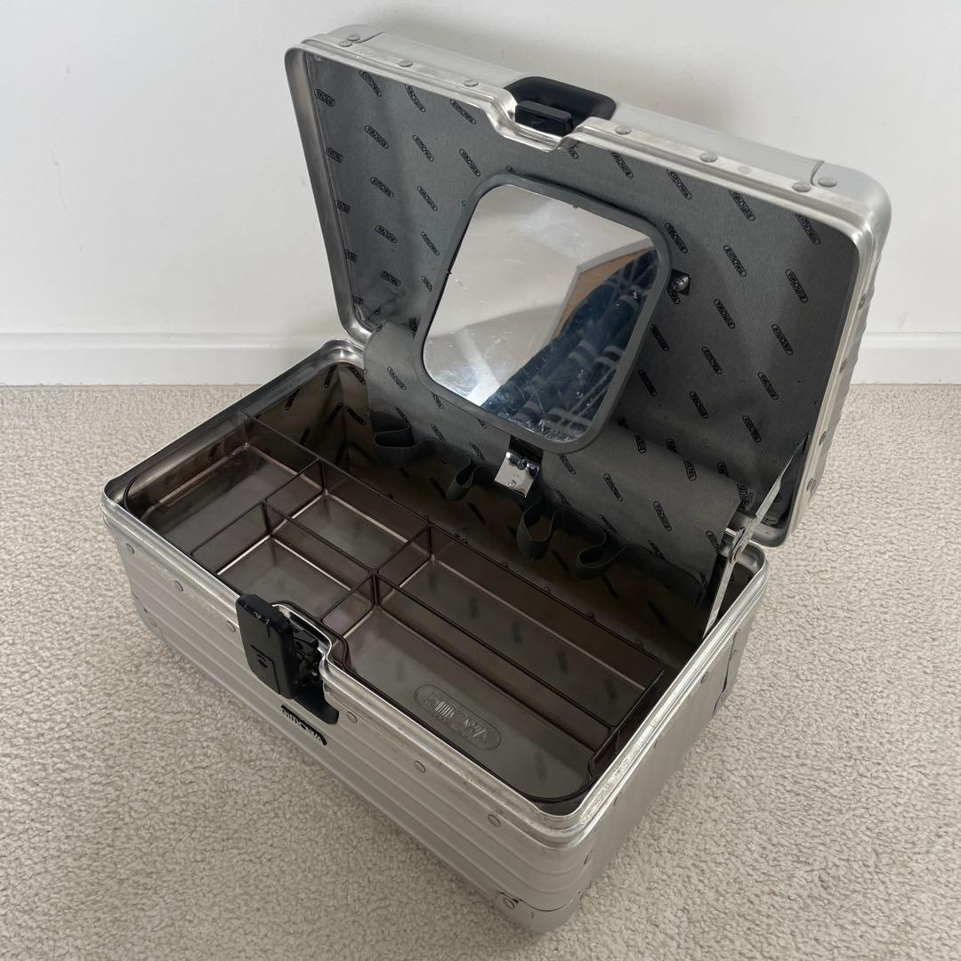 希少 RIMOWA Opal/オパール ビューティケース 19L アルミニウム