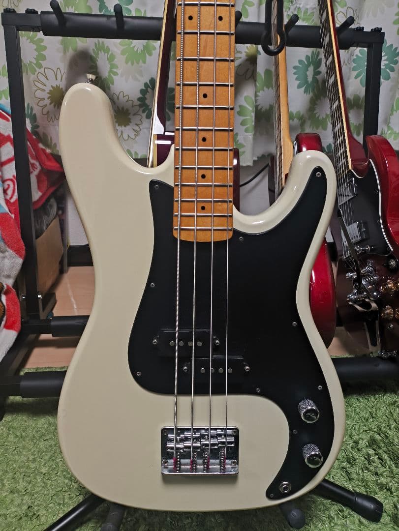 samick サミック ベース