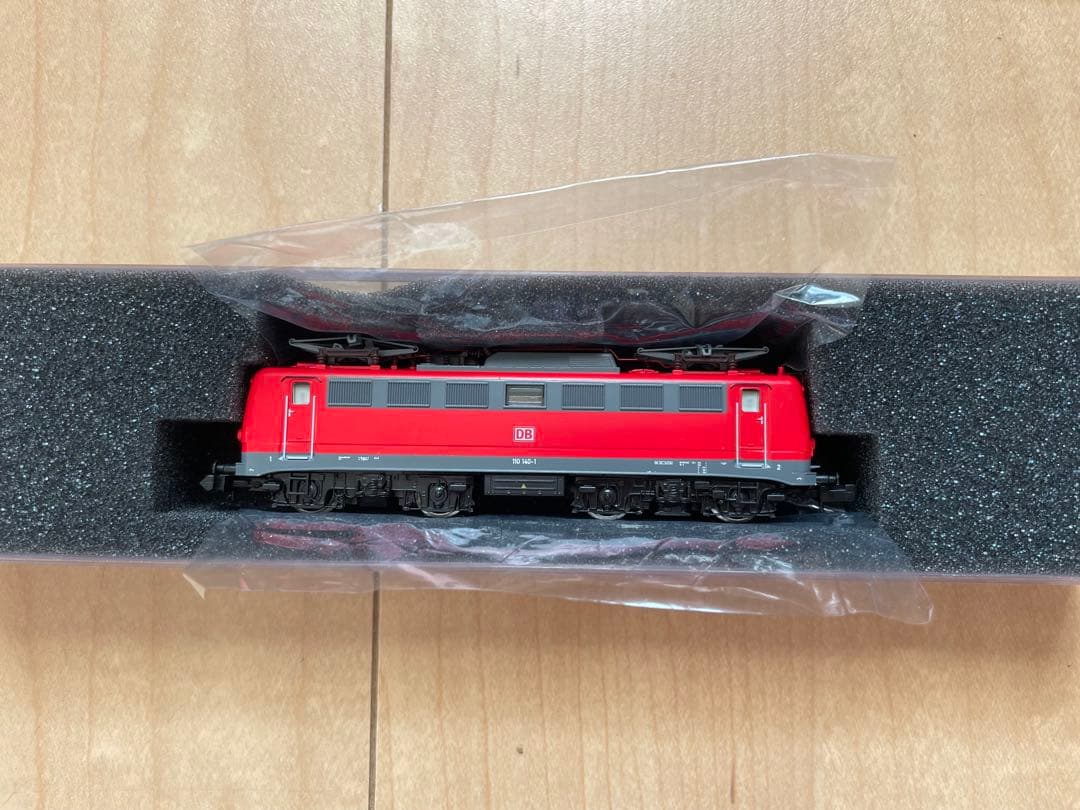 鉄道模型 HOBBYTRAIN H2831 BR110