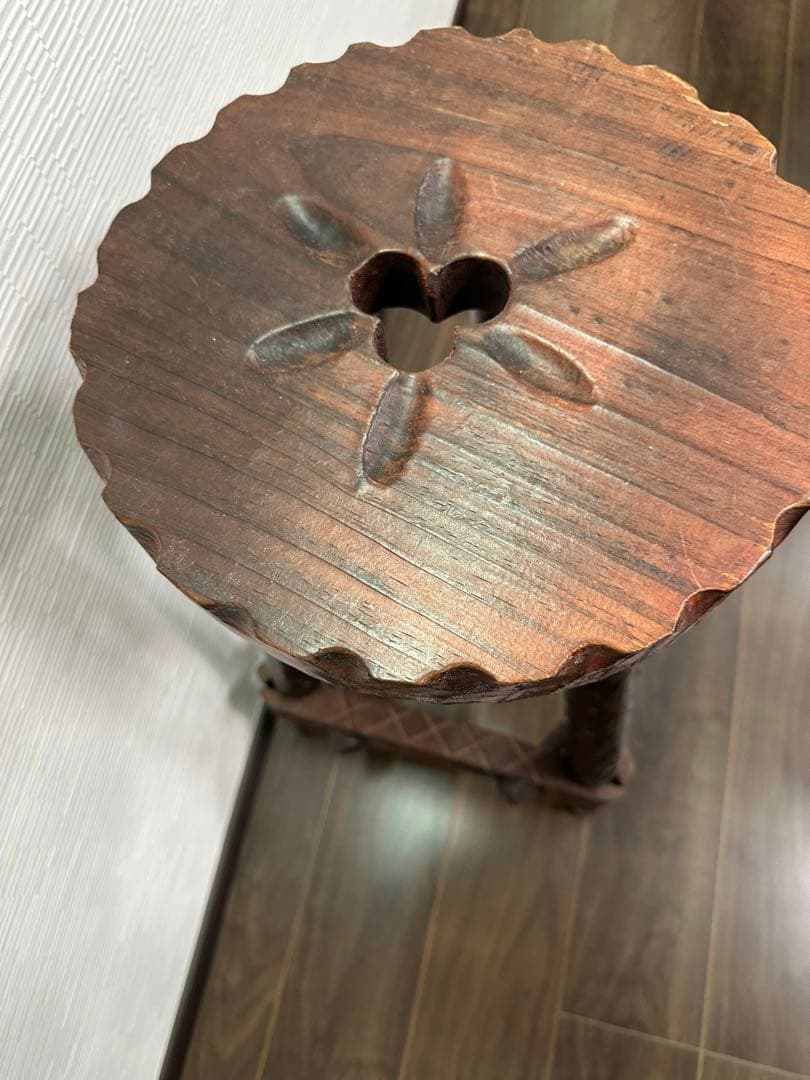 ハイスツール 置物台 花台 フラワースタンド　レトロ アンティーク　コンソール