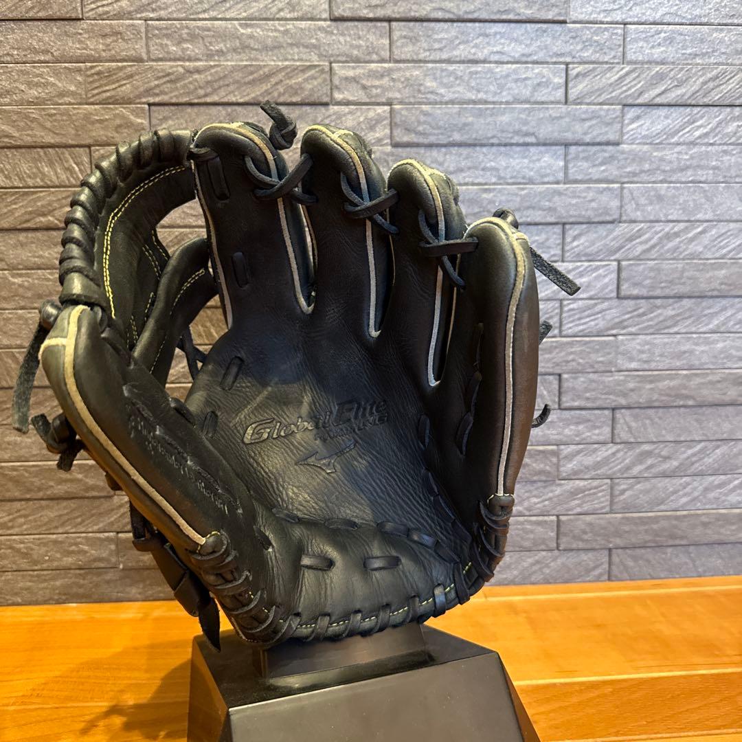 【美品】軟式ミズノグローバルエリート内野用グラブ
