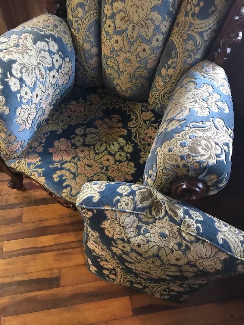 ソファ　ダマスク柄　高級　応接間　アンティーク　ビンテージ