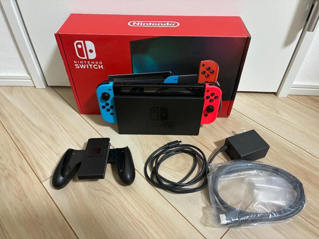 Nintendo Switch本体、Joy-Con