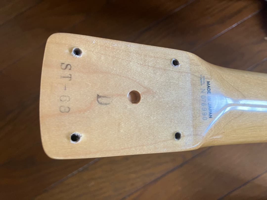 ギター fender japan ST68