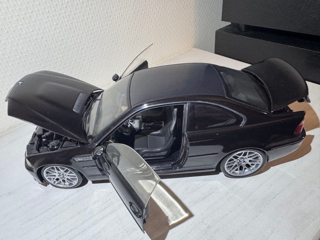  M3 CSL ミニカー 1/18スケール 黒