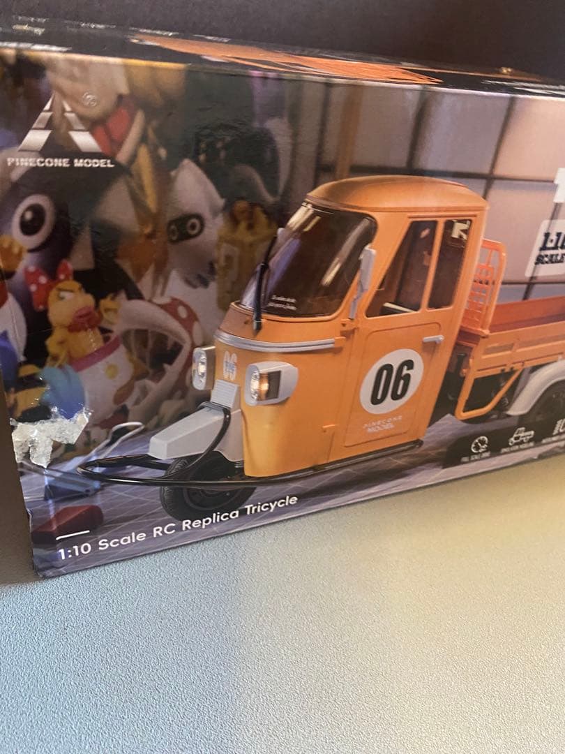 1/10 　（ピアジオ　アペ風）　3輪ラジコン