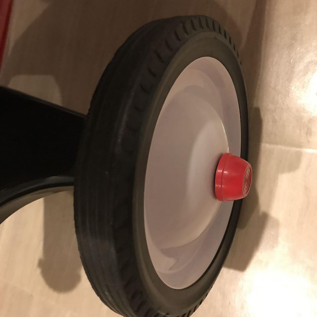 【送料込】RadioFlyer クラッシックレッドワゴン　#22ノーパンクタイヤ