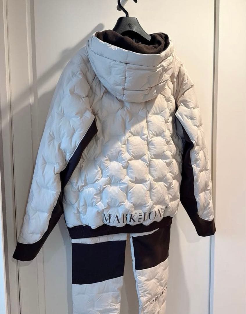 美品★ MARK&LONA セットアップ ダウンジャケット パンツ マーク&ロナ