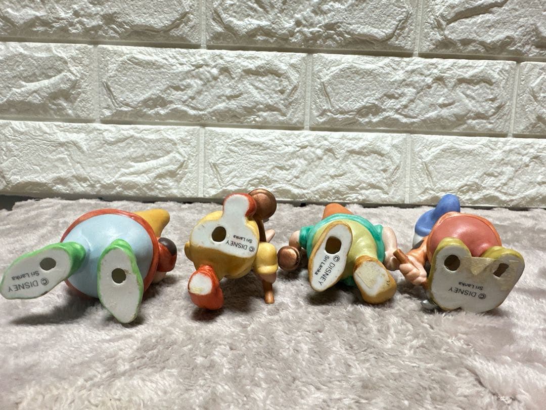 ✨レア❤️✨白雪姫　7人のこびと 陶器製 置物 ディズニーストア　8体セット　美品