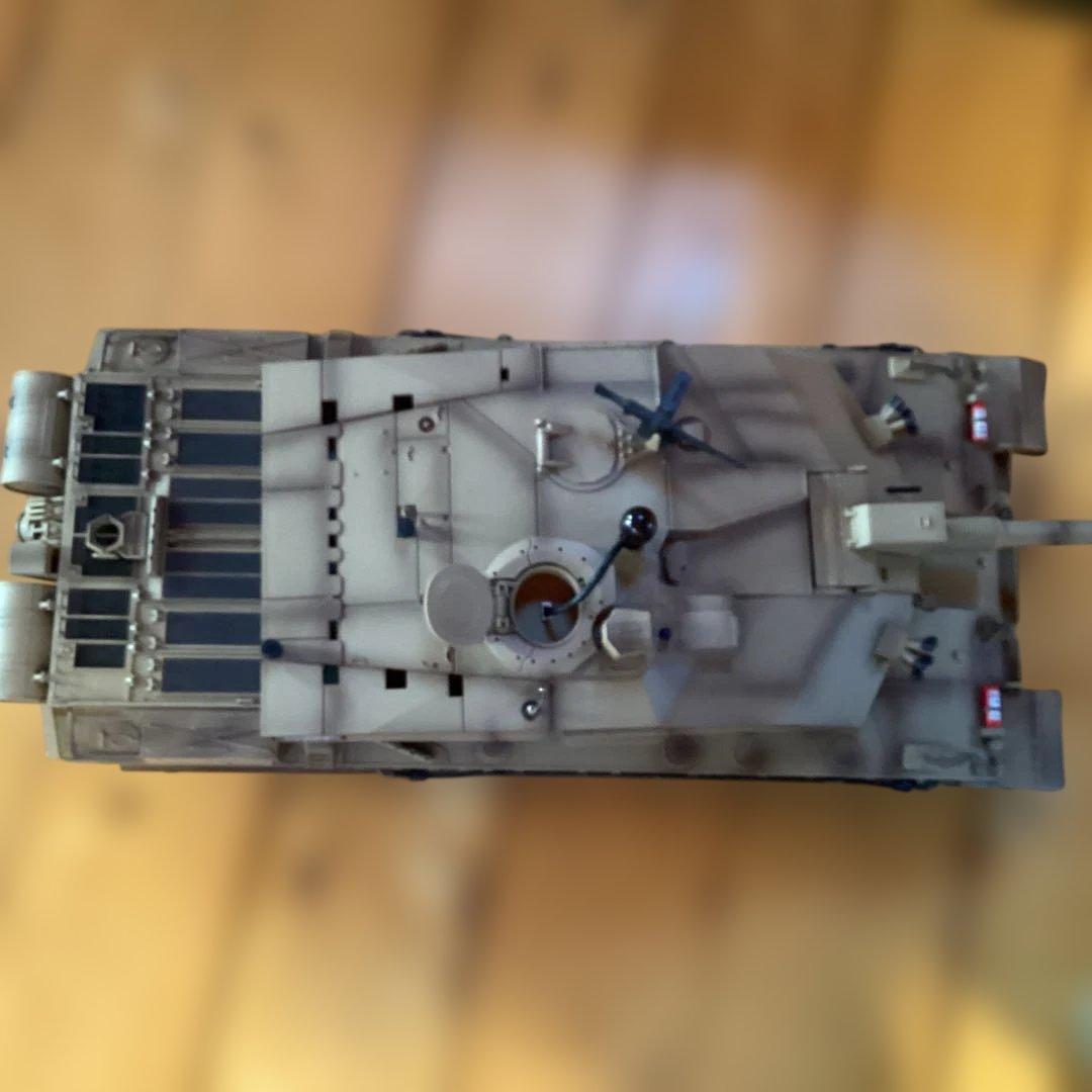 ヘンロン1/16スケール戦車ラジコンBRITISH CHALLENGER２