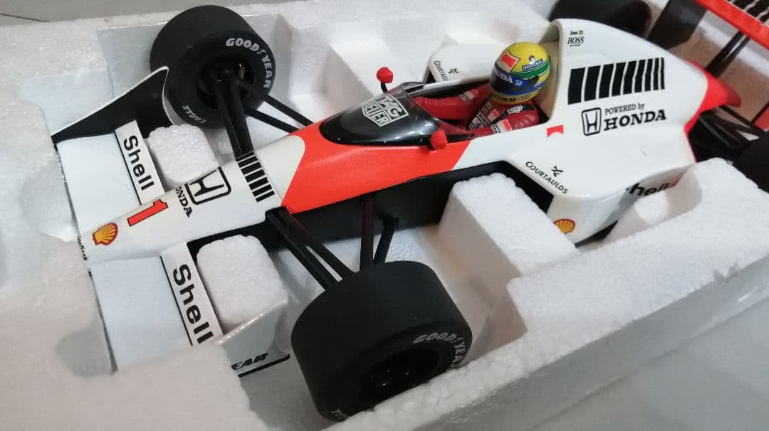MINICHAMPS アイルトンセナ マクラーレン ホンダMP4/5 1989