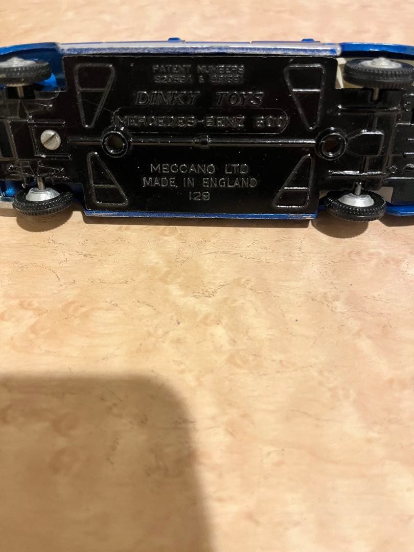 リムジン ベンツ600プルマン　DINKY TOYS 本体のみ