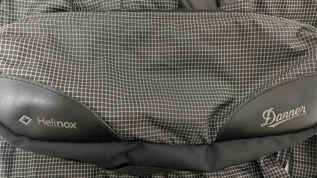 ヘリノックス Helinox × ダナー Danner コラボ　チェア