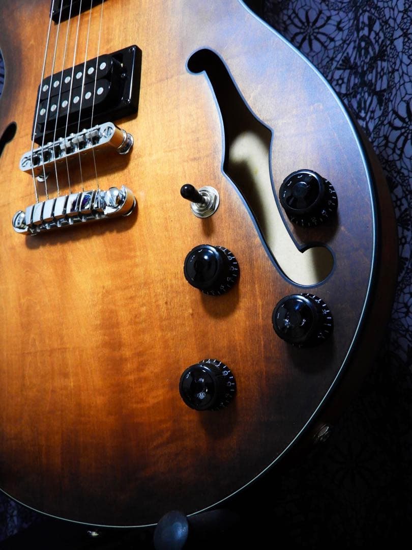 Ibanez / AM73B-TF Artcore セミアコ 中古