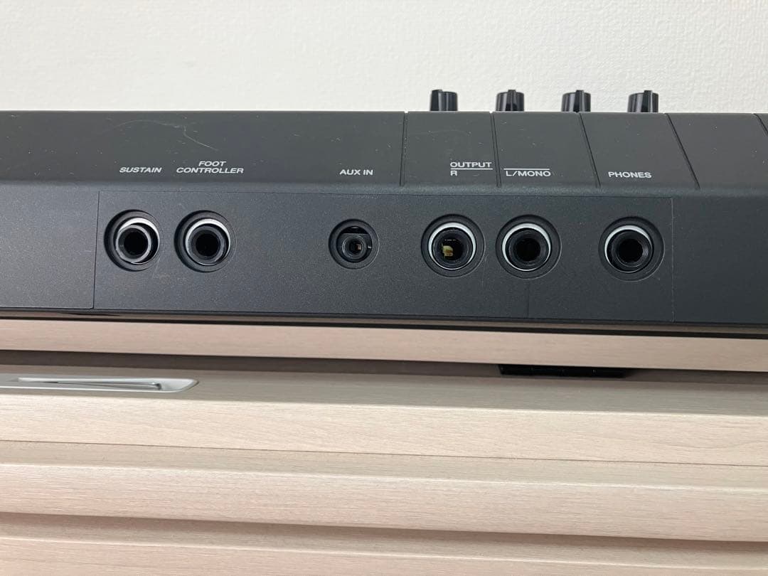 Yamaha MX49 ワークステーションシンセサイザー 純正ケース付き