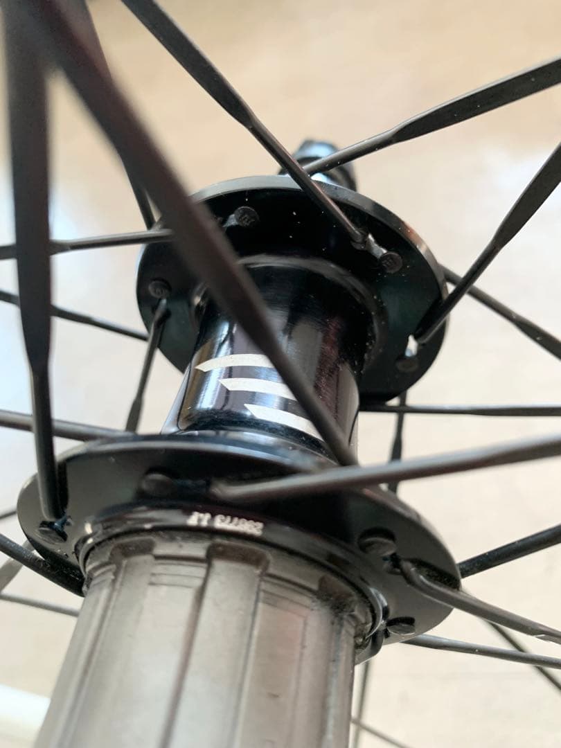 ◆BONTRAGER（ボントレガー）貴重な白ホイール◆リアのみ＆リリース付